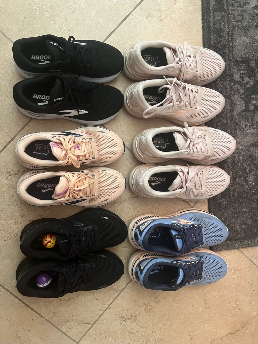 Brooks Women's Running Shoe Lot Size 8.5 - Black, Pale Pink, Peach, Light Blue